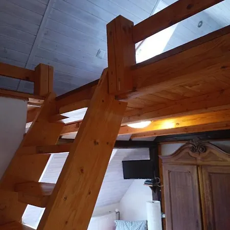 Pod Hrazi Apartment